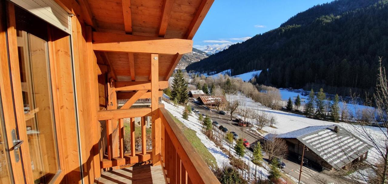 Bienvenue Dans Notre Chalet! Appartement Les Sitelles เลอกรองด์บอร์นอง ภายนอก รูปภาพ
